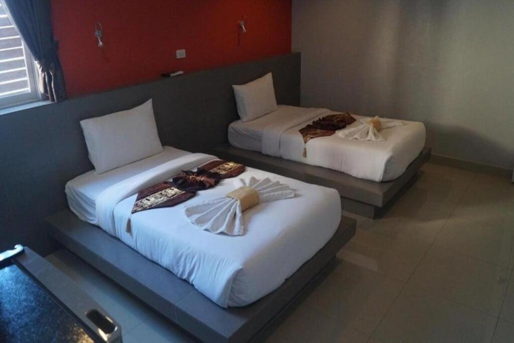 P.F Mansion Hotel Chaweng  Exterior photo