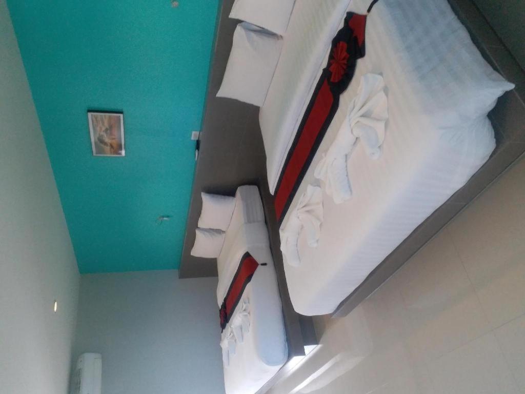 P.F Mansion Hotel Chaweng  Exterior photo