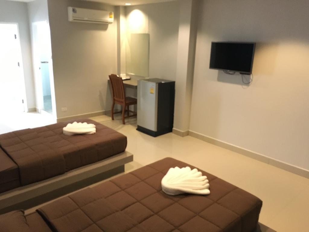 P.F Mansion Hotel Chaweng  Exterior photo